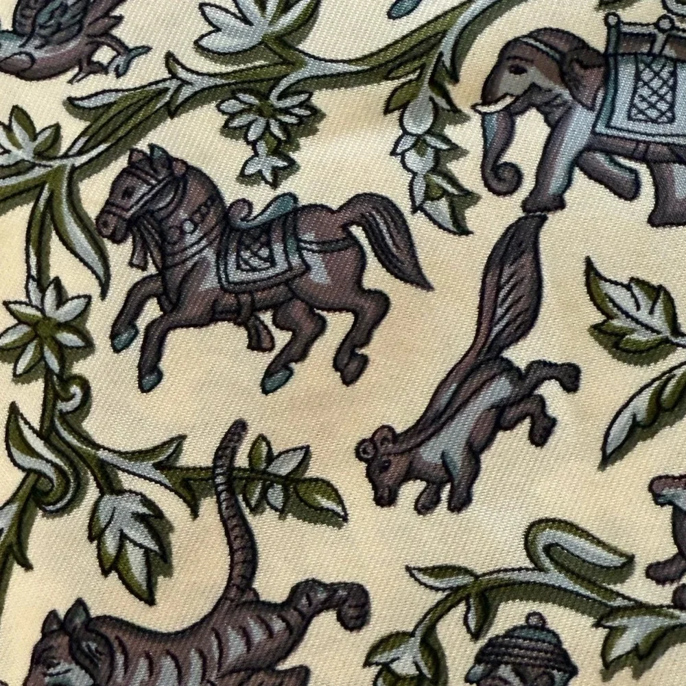 HERMES Carré géant silk silk scarf